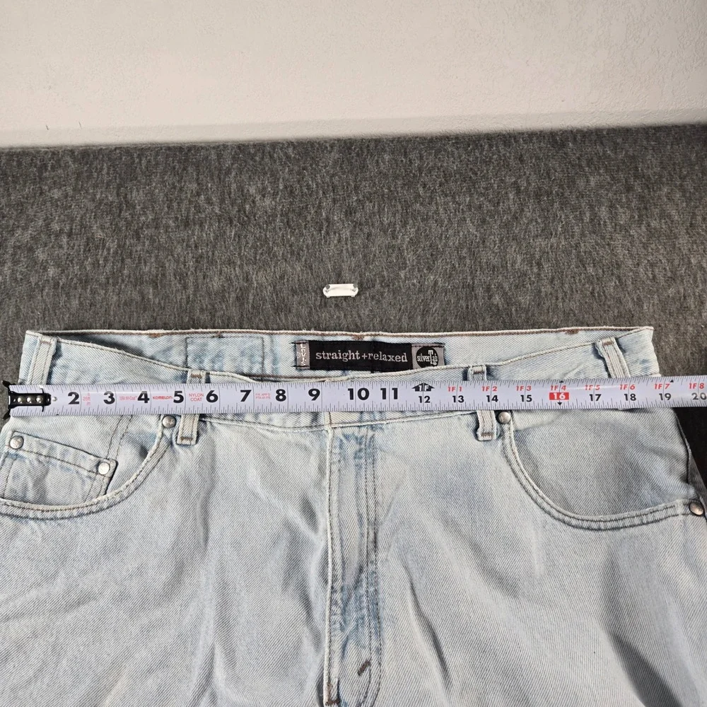 VTG Levi's SilverTab Straight Relaxed Jeans Mens 38x32 Light Wash Denim USA